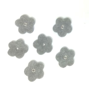 FIORE IN FELTRO GRIGIO PZ.12